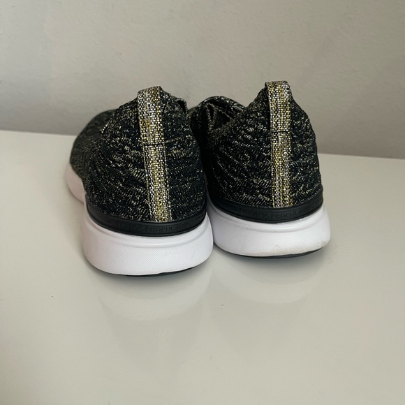APL Women’s TechLoom Wave Hybrid Running Shoes Black / Gold Size 8.5 $265 - Picture 5 of 8